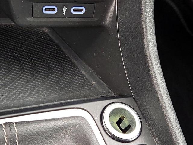 Photo of 2024 Black Volkswagen Jetta