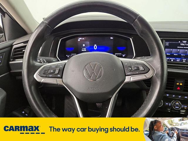 Photo of 2024 Black Volkswagen Jetta