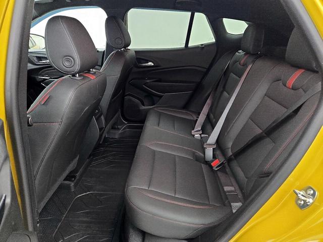 Photo of 2025 Yellow Chevrolet Trax