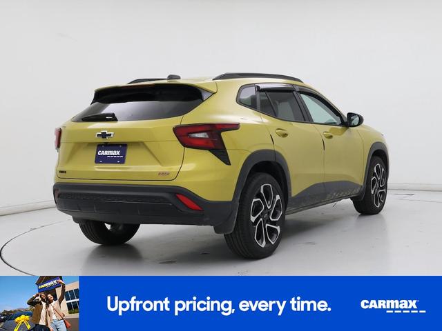 Photo of 2025 Yellow Chevrolet Trax
