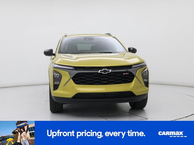 Photo of 2025 Yellow Chevrolet Trax