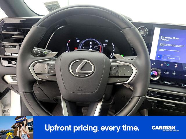 Photo of 2024 White Lexus RX 350