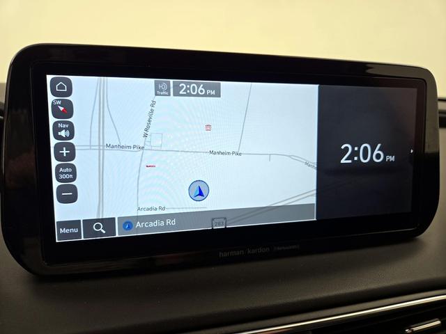 Photo of 2022 Gray Hyundai Santa Fe Plug-In Hybrid