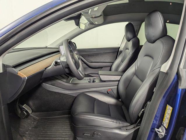 Photo of 2021 Deep Blue Tesla Model Y