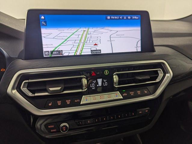 Photo of 2024 White Metallic BMW X3