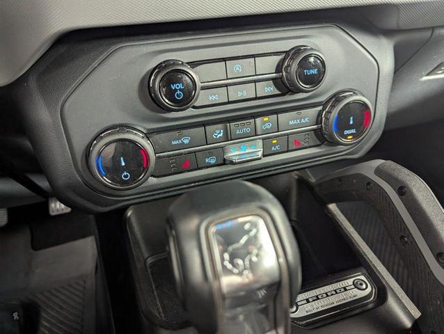 Photo of 2022 HOT PEPPER RED MET TINT CC Ford Bronco
