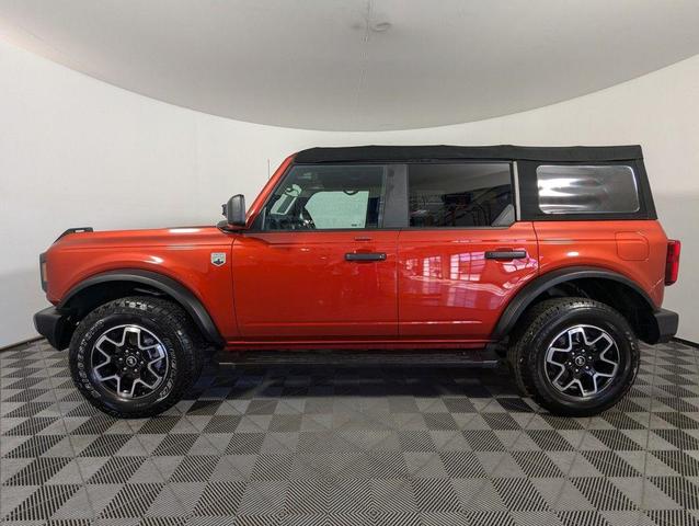 Photo of 2022 HOT PEPPER RED MET TINT CC Ford Bronco