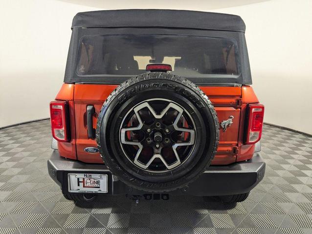 Photo of 2022 HOT PEPPER RED MET TINT CC Ford Bronco
