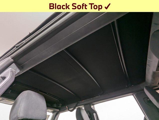 Photo of 2022 HOT PEPPER RED MET TINT CC Ford Bronco