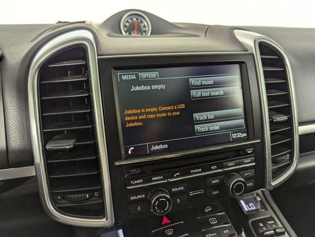 Photo of 2016 Meteor Gray Metallic Porsche Cayenne