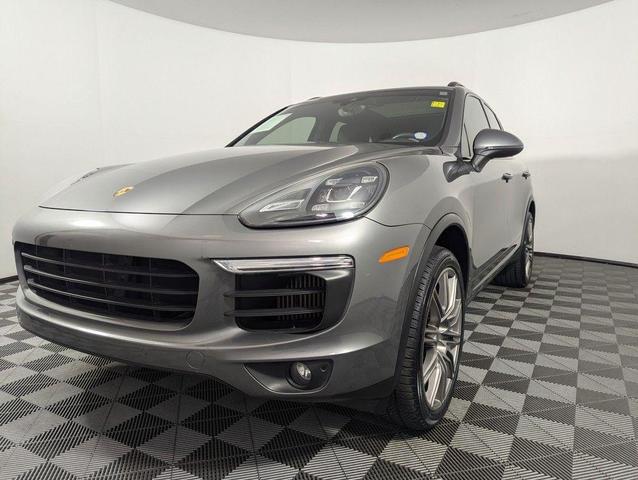 Photo of 2016 Meteor Gray Metallic Porsche Cayenne