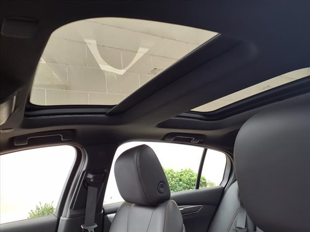 Photo of 2022 Wave Metallic Gkk Cadillac CT5-V