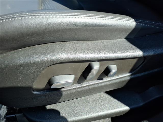 Photo of 2022 Stellar Black Metallic Cadillac XT5