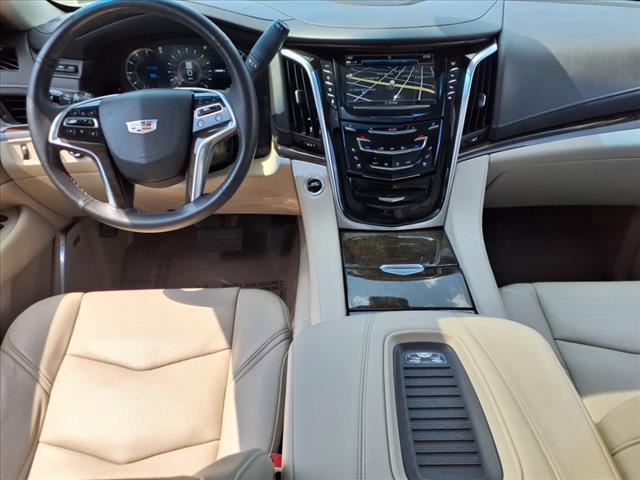 Photo of 2019 Crystal White Tricoat Cadillac Escalade