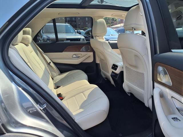 Photo of 2023 Selenite Grey Metallic Mercedes-Benz GLE 350