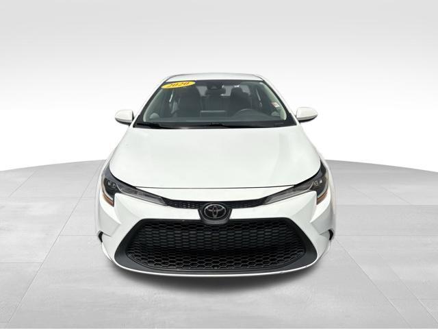 Photo of 2020 Super White Toyota Corolla