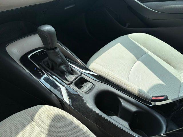 Photo of 2020 Super White Toyota Corolla
