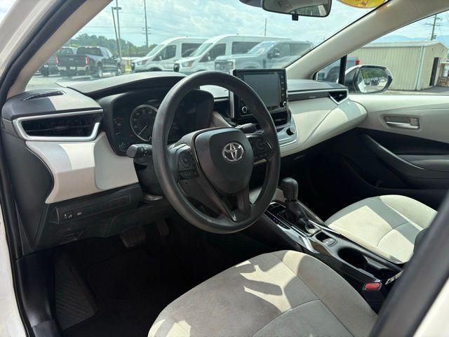 Photo of 2020 Super White Toyota Corolla