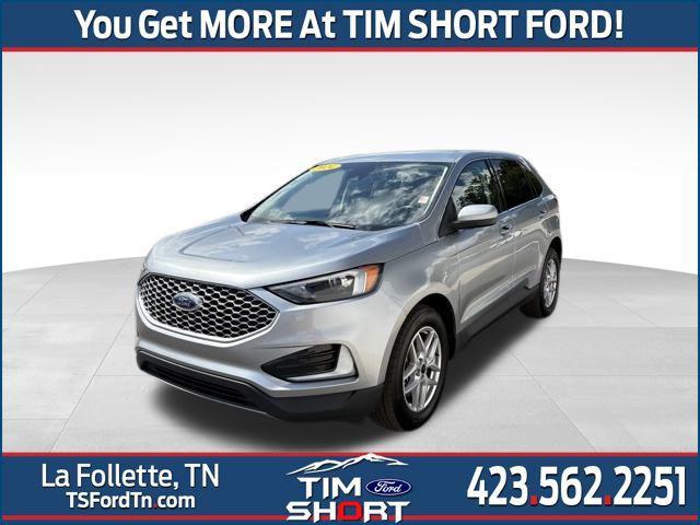 Photo of 2024 Silver Metallic Ford Edge