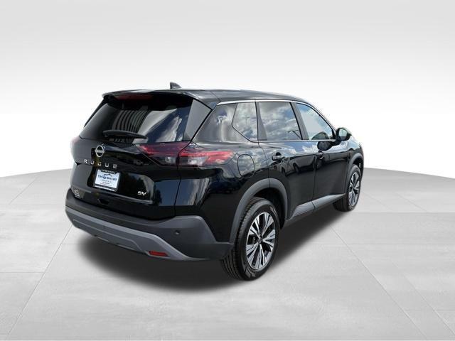 Photo of 2023 Super Black Nissan Rogue