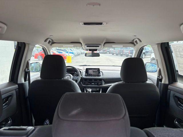 Photo of 2023 Super Black Nissan Rogue