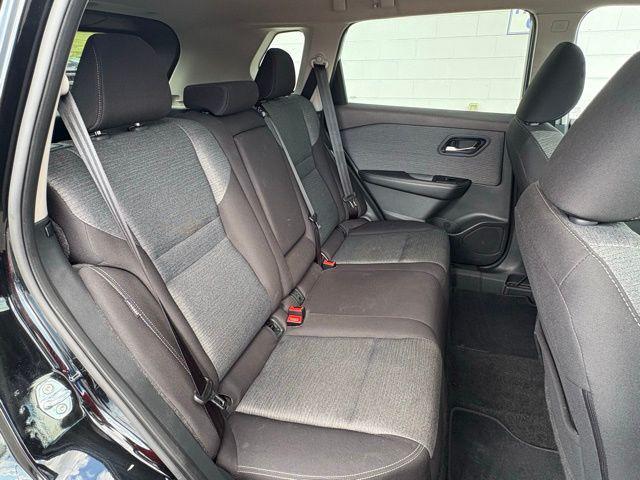Photo of 2023 Super Black Nissan Rogue