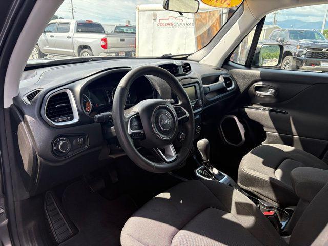 Photo of 2019 Granite Crystal Metallic Clearcoat Jeep Renegade