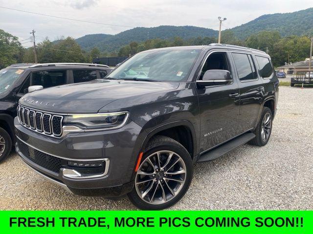 Photo of 2022 Baltic Gray Metallic Clearcoat Jeep Wagoneer