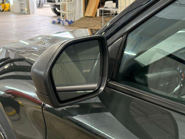 Photo of 2022 Green Metallic Ford Explorer