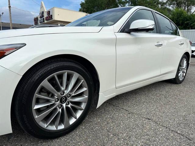 Photo of 2021 Majestic White INFINITI Q50