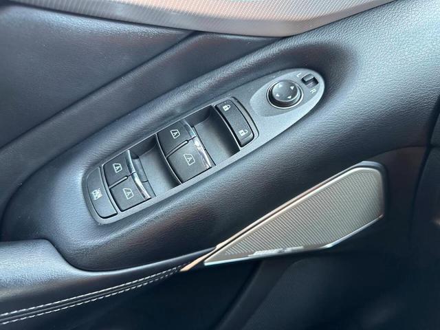 Photo of 2021 Majestic White INFINITI Q50
