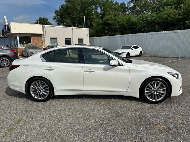 Photo of 2021 Majestic White INFINITI Q50