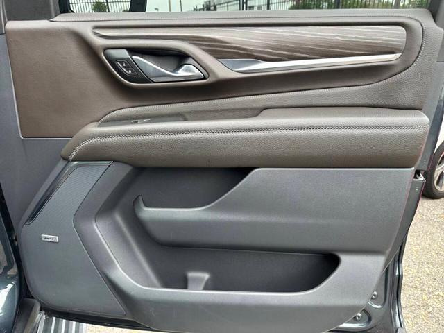 Photo of 2021 Hunter Metallic GMC Yukon