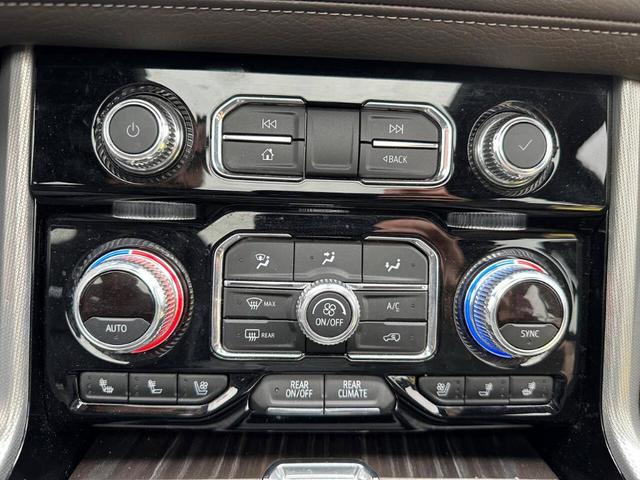 Photo of 2021 Hunter Metallic GMC Yukon