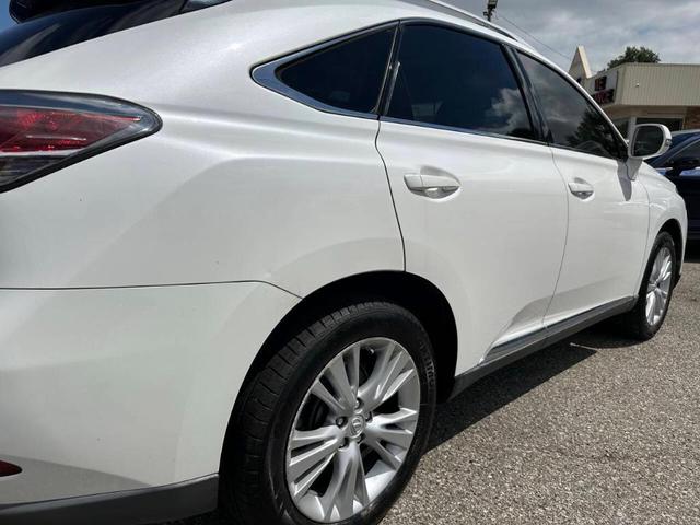 Photo of 2013 White Lexus RX 350