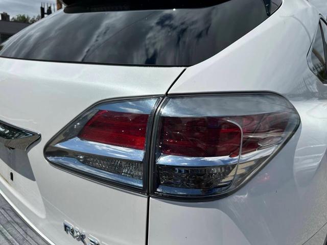Photo of 2013 White Lexus RX 350