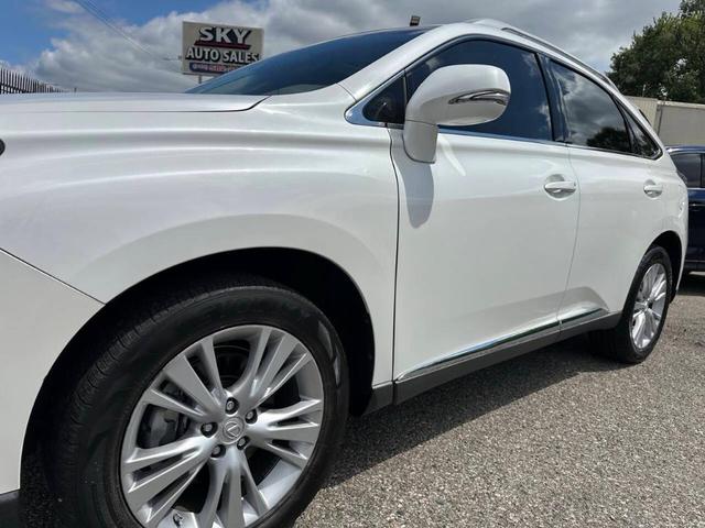 Photo of 2013 White Lexus RX 350