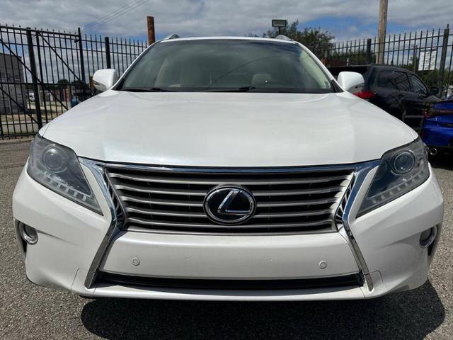 Photo of 2013 White Lexus RX 350