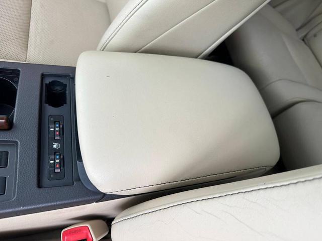 Photo of 2013 White Lexus RX 350