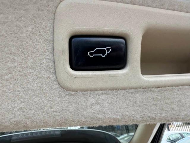 Photo of 2013 White Lexus RX 350