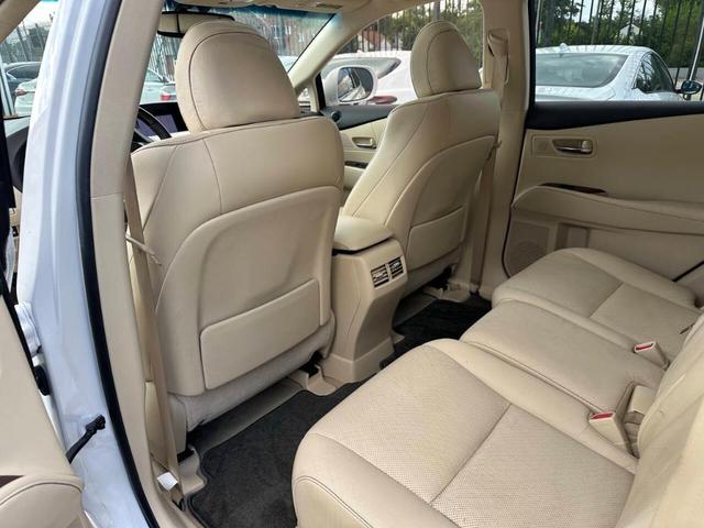 Photo of 2013 White Lexus RX 350