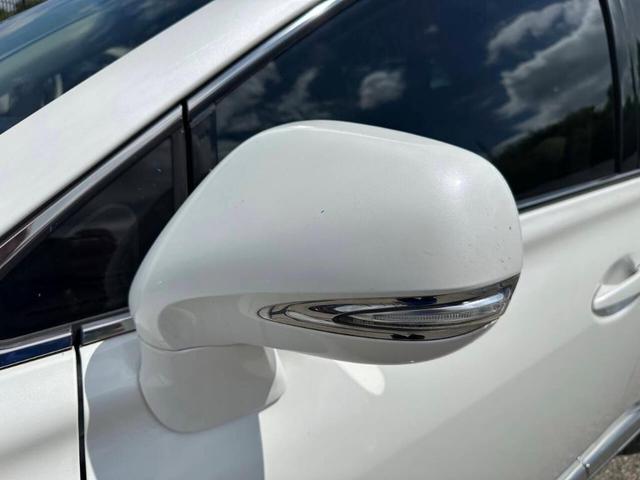 Photo of 2013 White Lexus RX 350