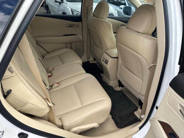 Photo of 2013 White Lexus RX 350