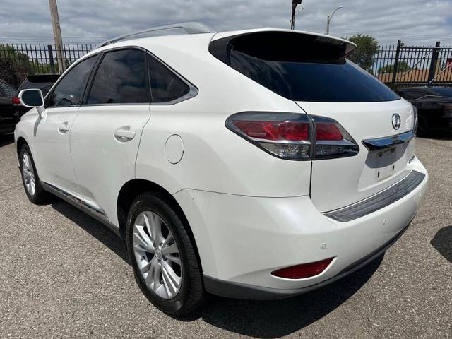 Photo of 2013 White Lexus RX 350