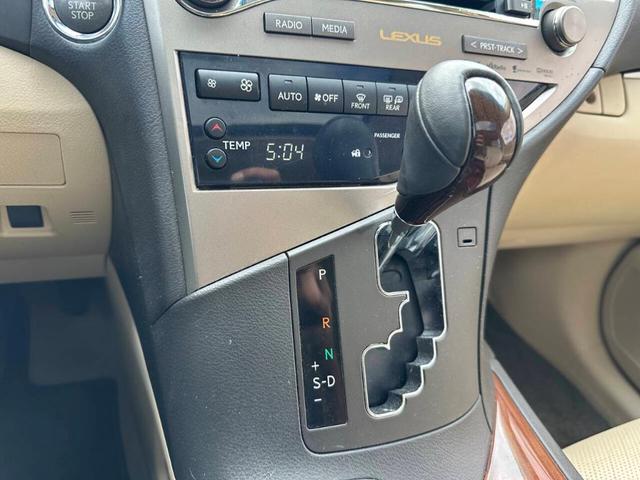 Photo of 2013 White Lexus RX 350
