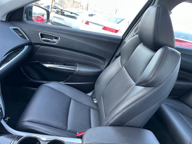 Photo of 2018 Blue Acura TLX