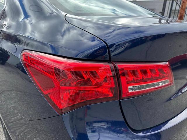 Photo of 2018 Blue Acura TLX