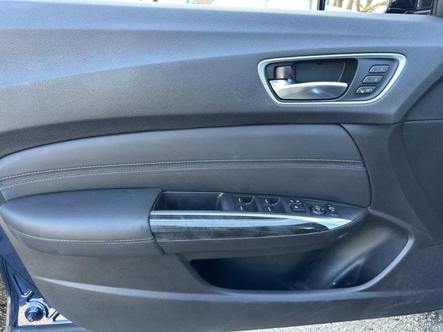 Photo of 2018 Blue Acura TLX
