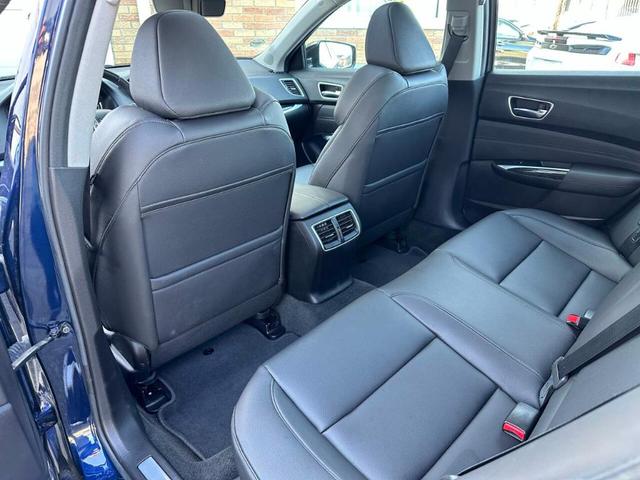 Photo of 2018 Blue Acura TLX