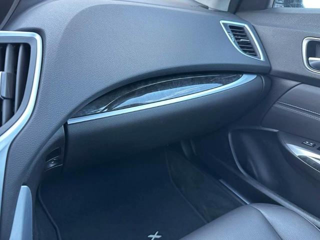 Photo of 2018 Blue Acura TLX